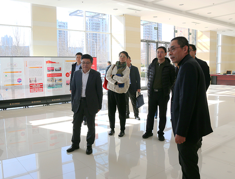 2济南国资委调研213.jpg 2济南国资委调研213.jpg